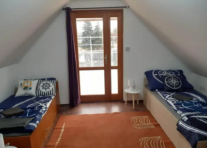 Hébergement de vacances Arena